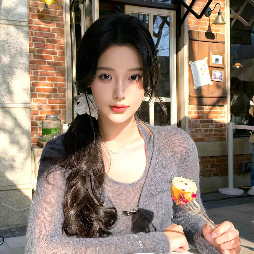 最近，我的妹妹有点怪